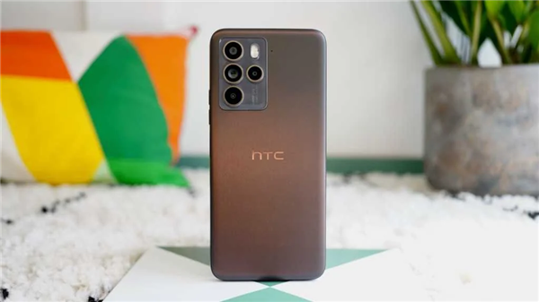 HTC最后一家實(shí)體店關(guān)閉 官方:很早就沒有專賣店了