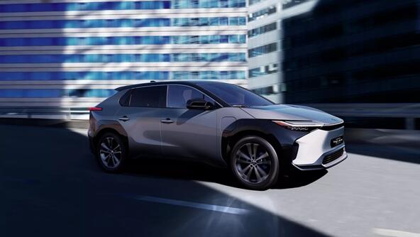 豐田斥巨資All in電動車：全新車型亮相 電池10年仍保持90%容量。