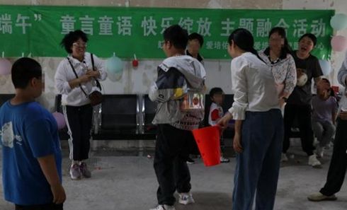 新農社區(qū)舉辦慶六一迎端午“童言童語 快樂綻放”主題融合活動